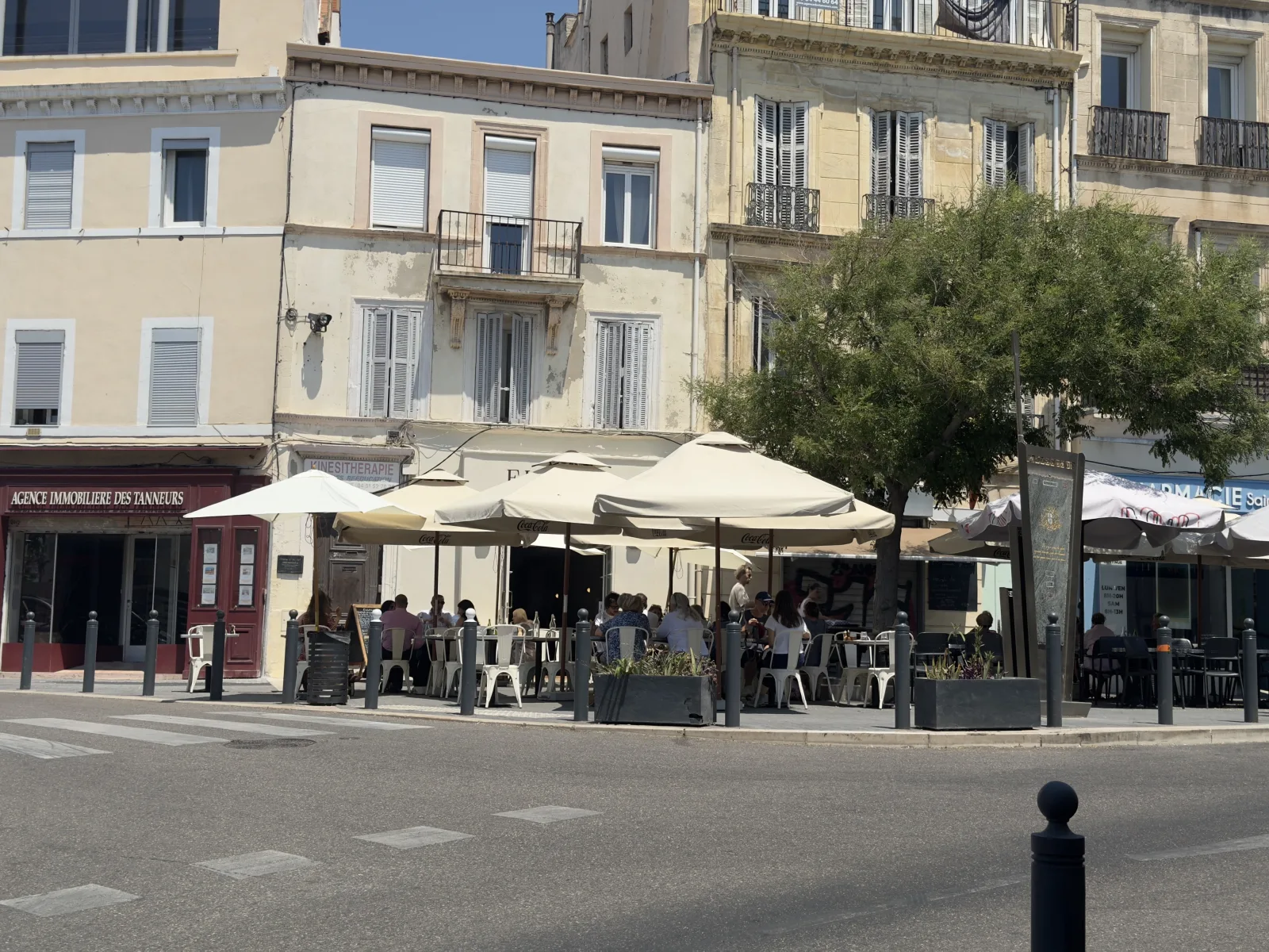 Place Eugène-Pierre à Endoume, dans le 7e arrondissement de Marseille.