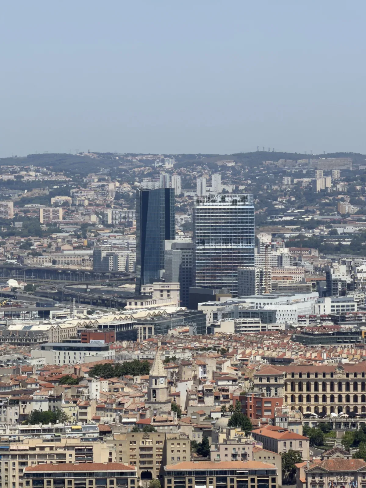 Euroméditerranée, Tour La Marseillaise et Tour CMA CGM à Marseille.